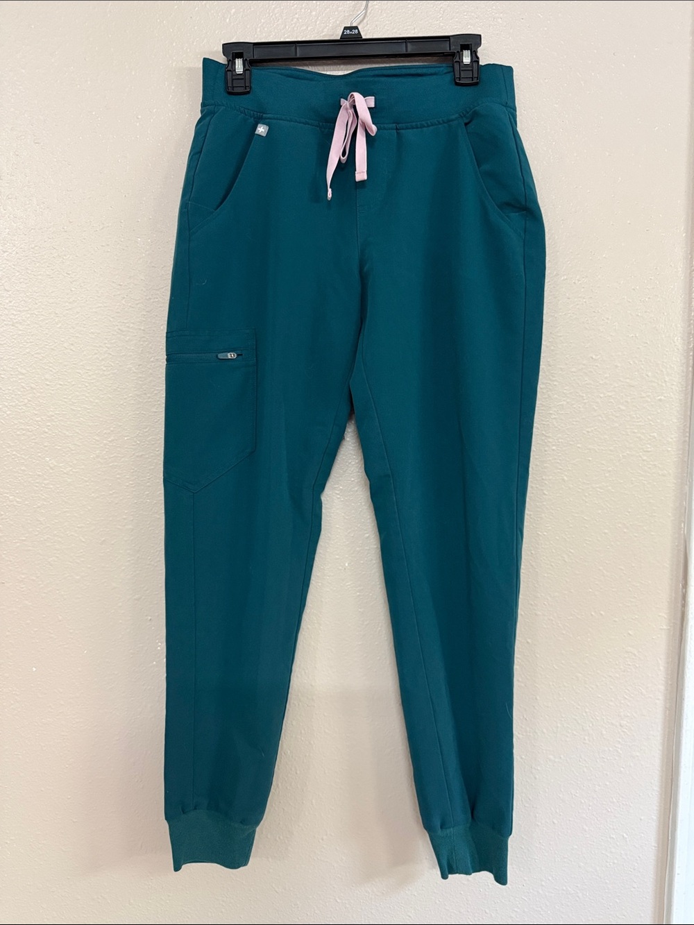 FIgs Technical Teal Green Top Medium And Pant Small Set